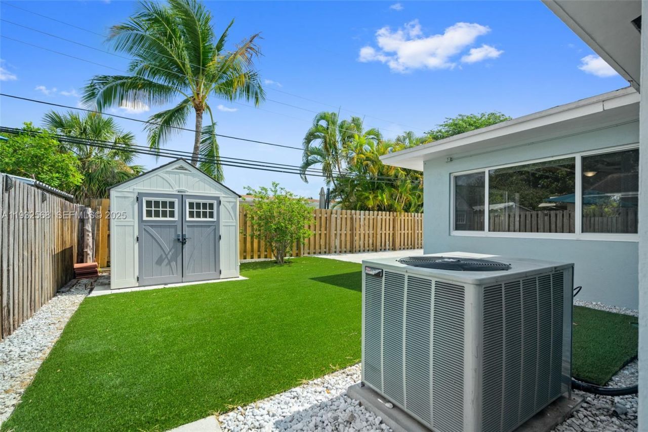 251 SE 7th St, Pompano Beach, FL 33060 Photo