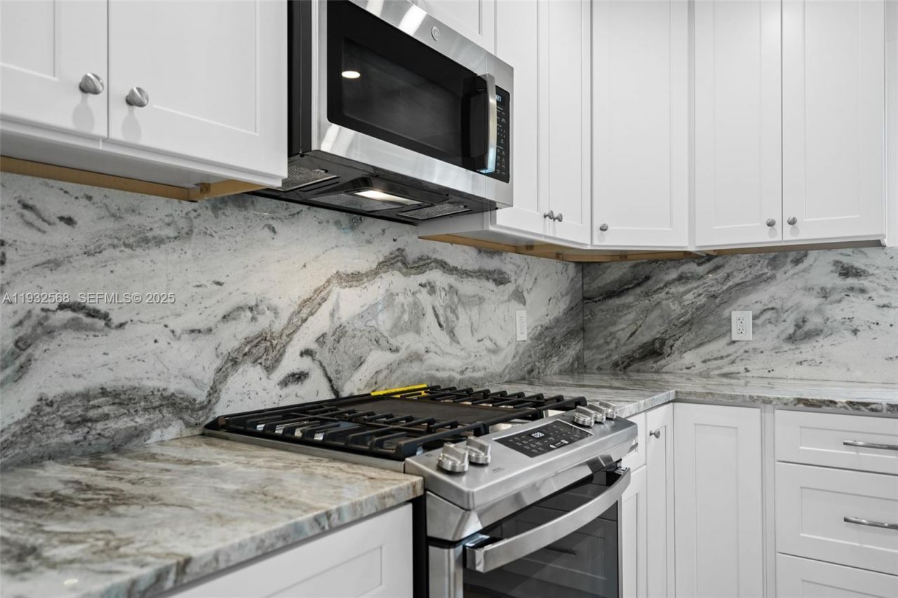 251 SE 7th St, Pompano Beach, FL 33060 Photo