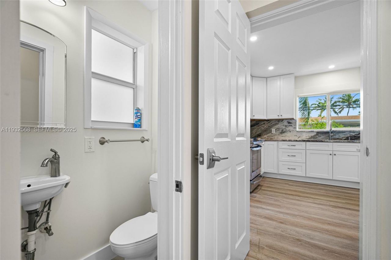 251 SE 7th St, Pompano Beach, FL 33060 Photo