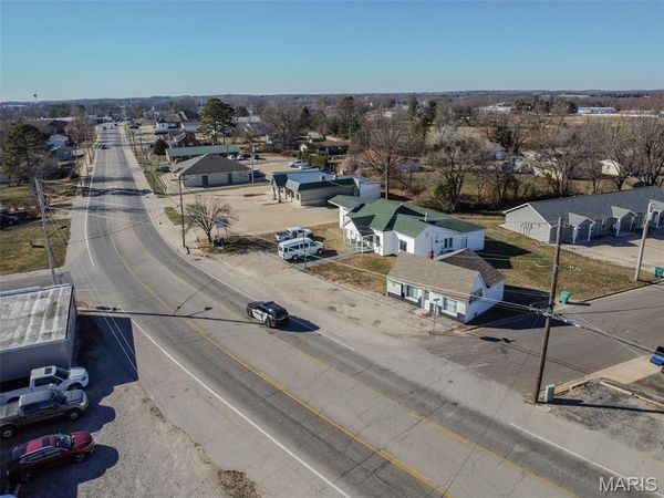 207 E Springfield Road, Sullivan, MO 63080