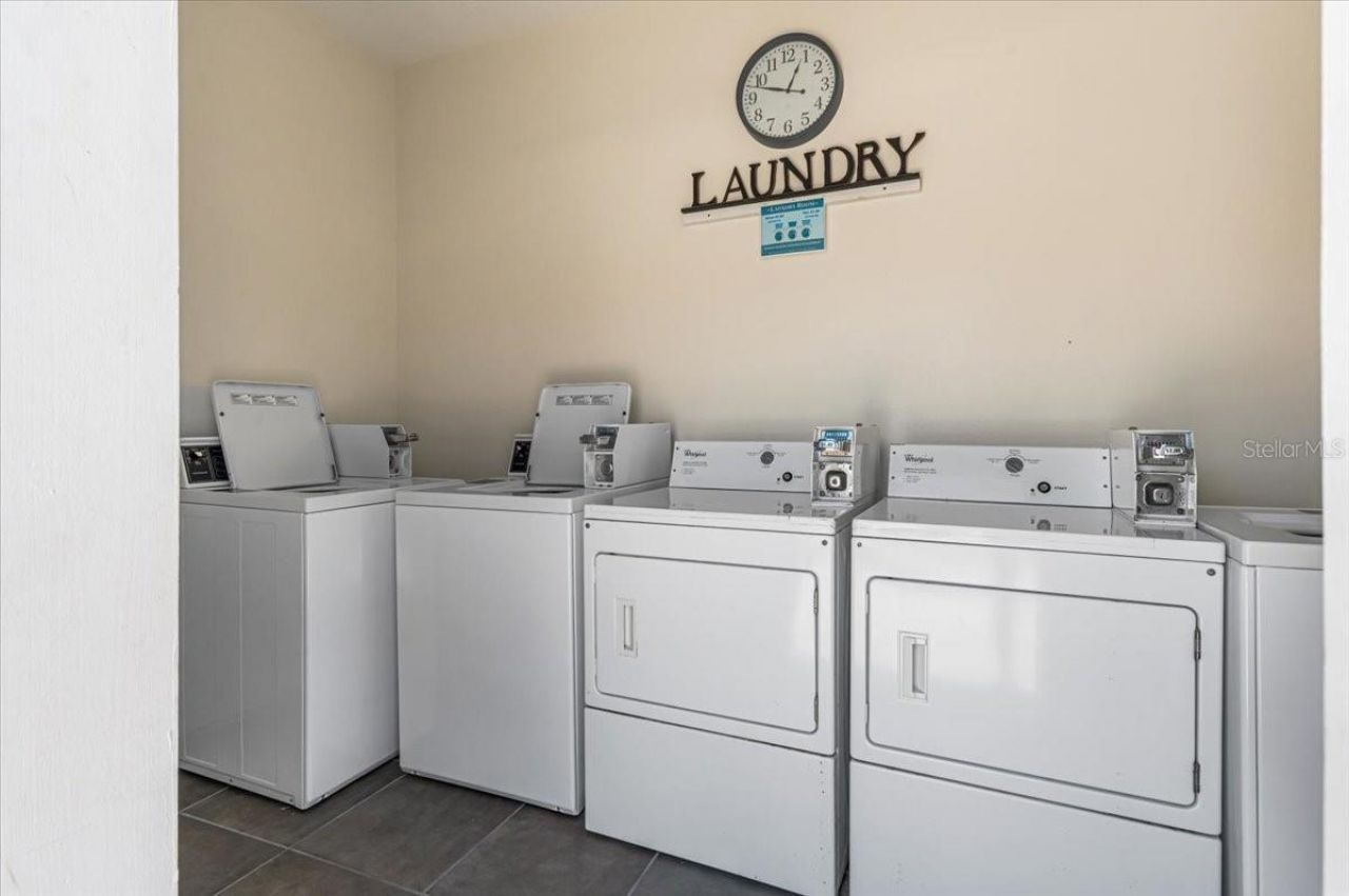 110 Vista Hermosa Circle, Unit 106B, Sarasota, FL 34242 Photo