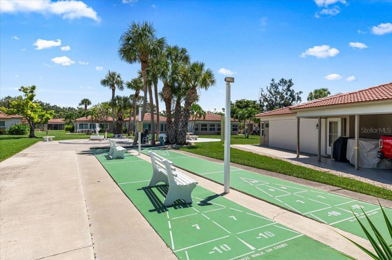 110 Vista Hermosa Circle, Unit 106B, Sarasota, FL 34242 Photo