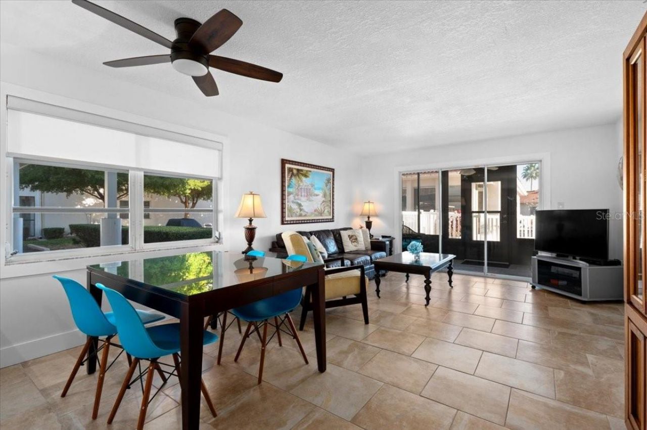 110 Vista Hermosa Circle, Unit 106B, Sarasota, FL 34242 Photo