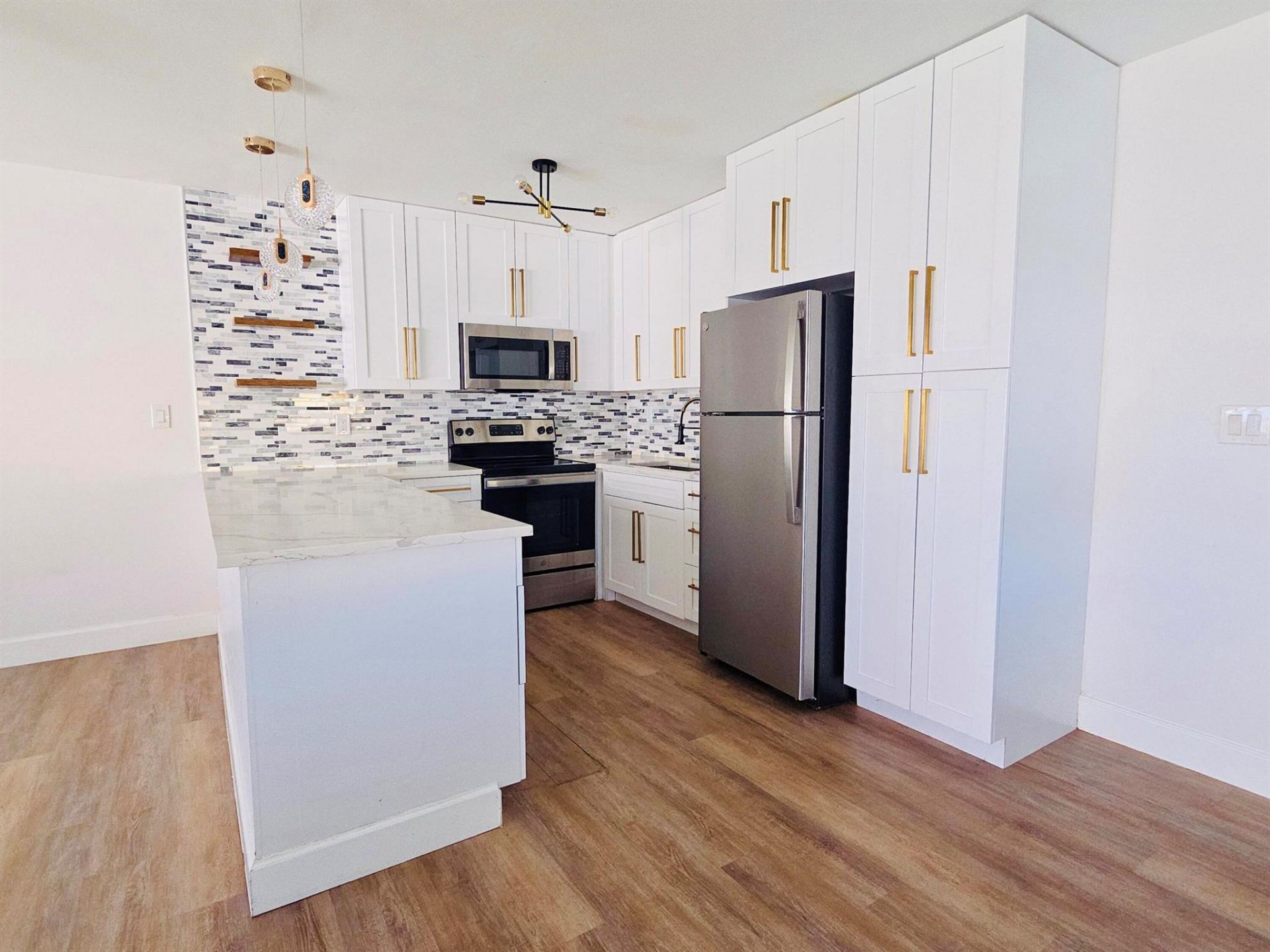 240 Horizons W, Unit 208, Boynton Beach, FL 33435 Photo