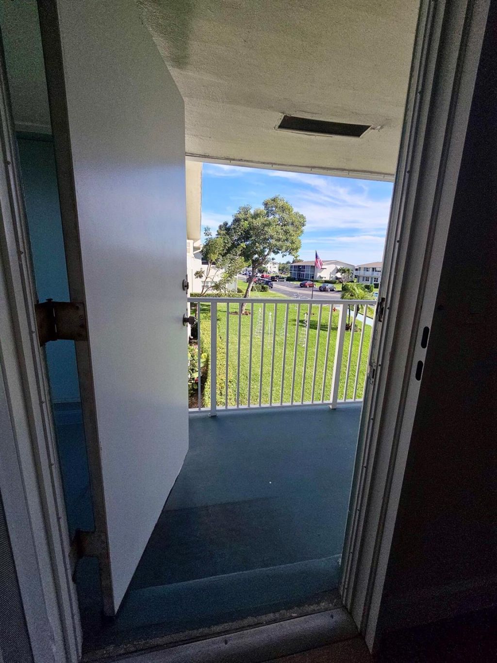 240 Horizons W, Unit 208, Boynton Beach, FL 33435 Photo