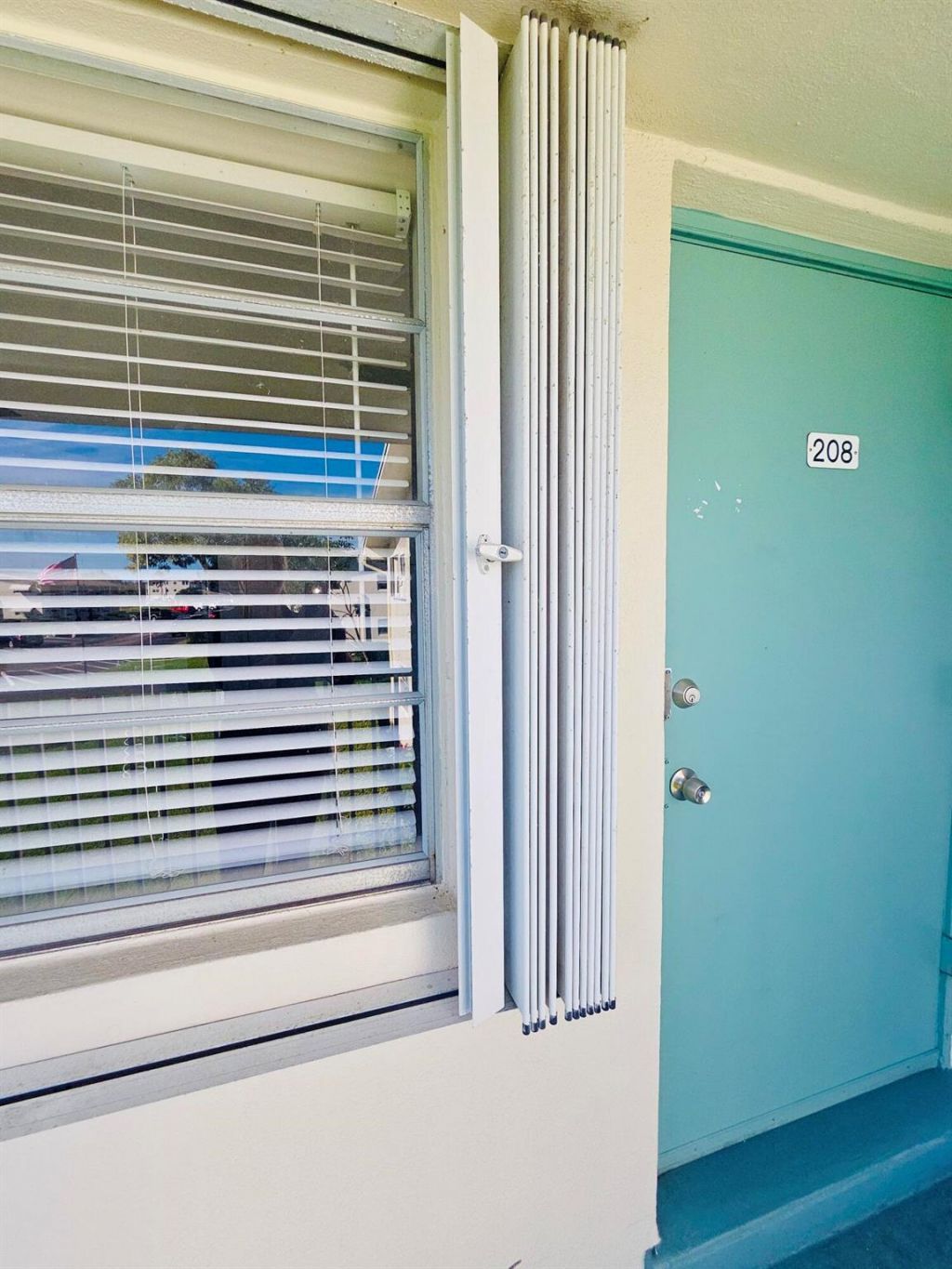 240 Horizons W, Unit 208, Boynton Beach, FL 33435 Photo