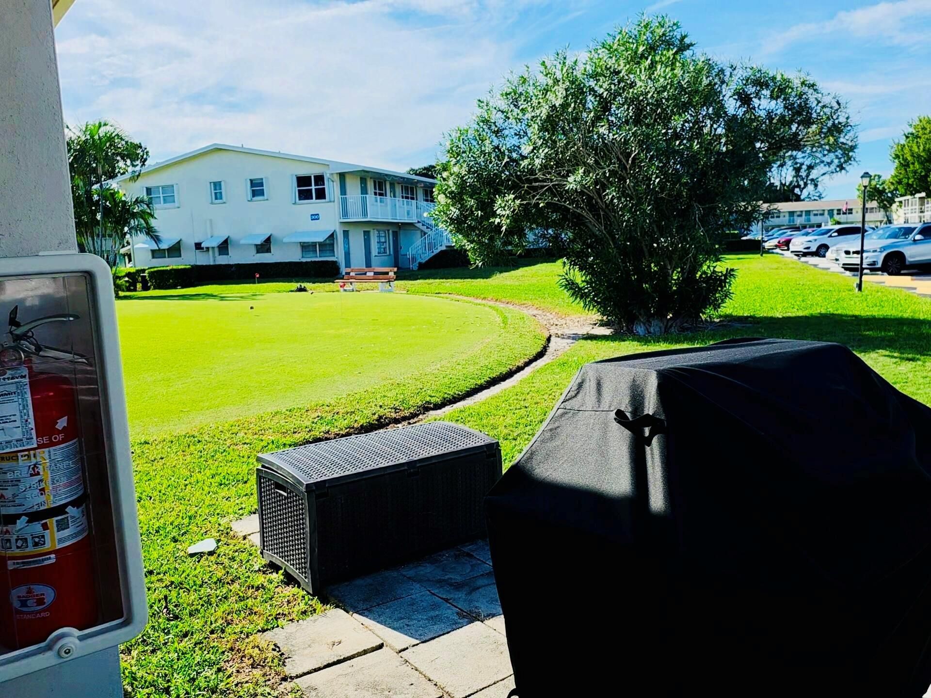 240 Horizons W, Unit 208, Boynton Beach, FL 33435 Photo