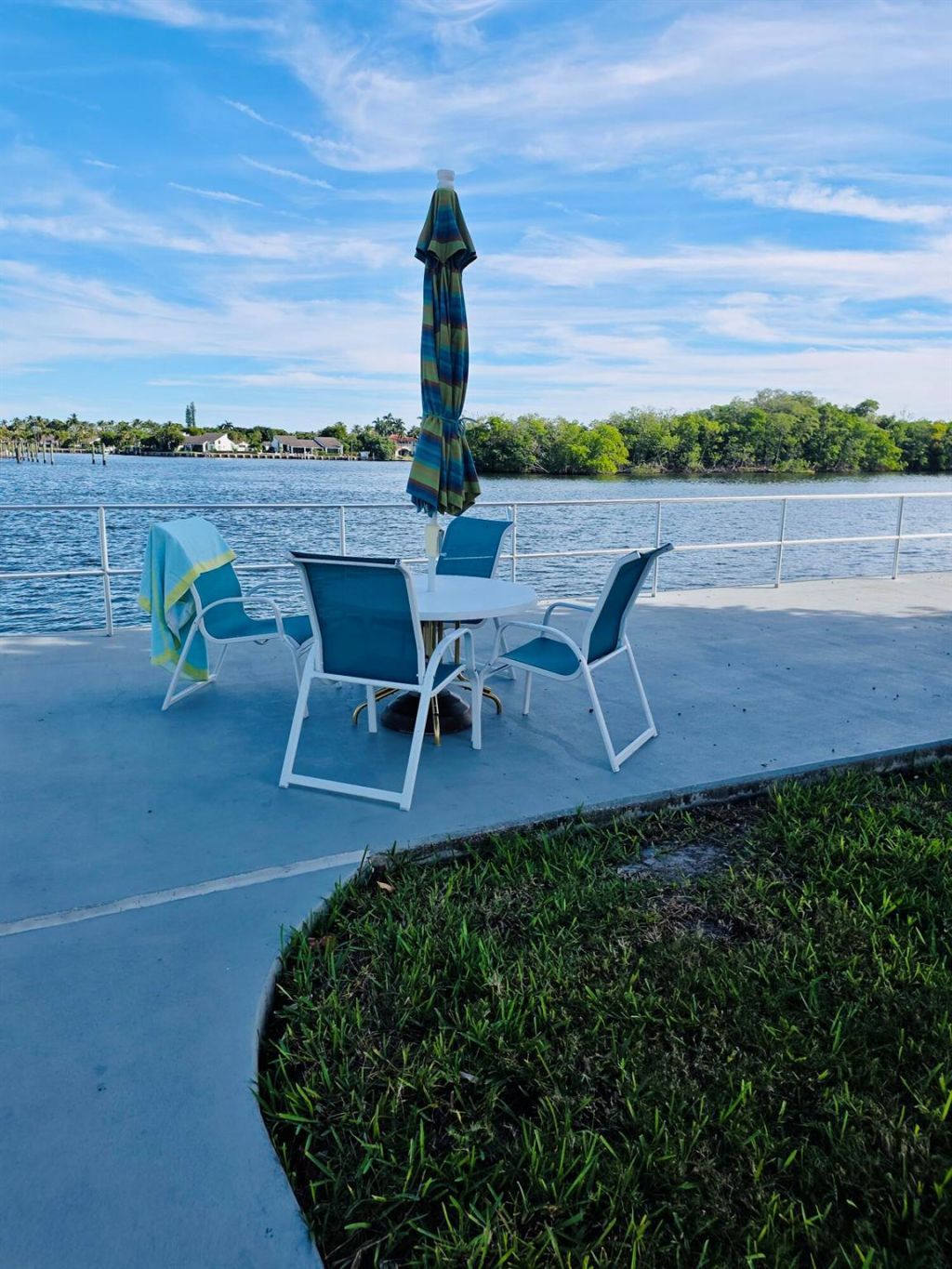 240 Horizons W, Unit 208, Boynton Beach, FL 33435 Photo