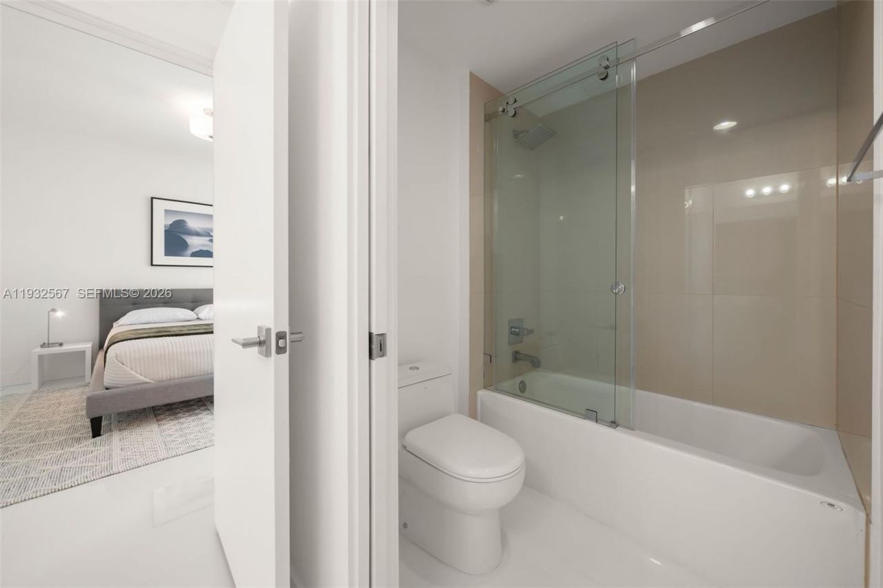 600 NE 27th St, Unit 2401, Miami, FL 33137 Photo