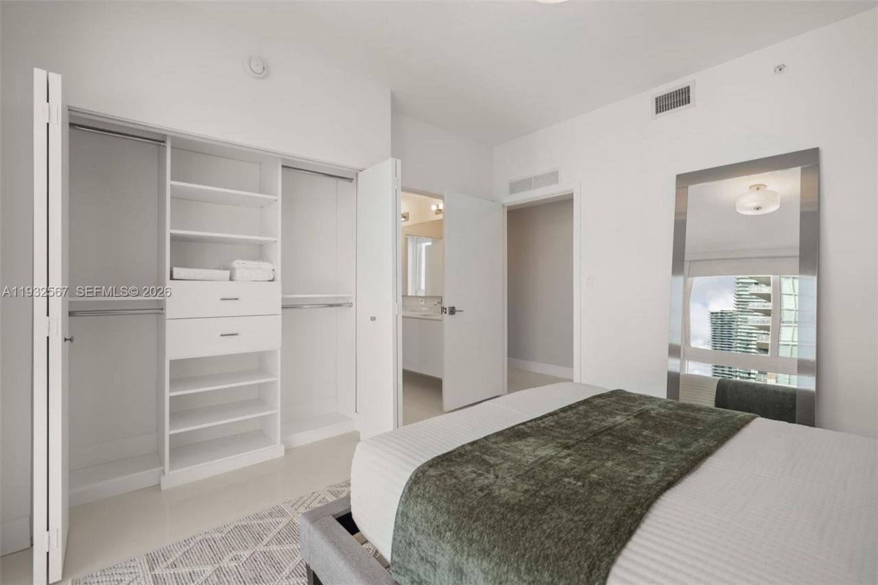 600 NE 27th St, Unit 2401, Miami, FL 33137 Photo