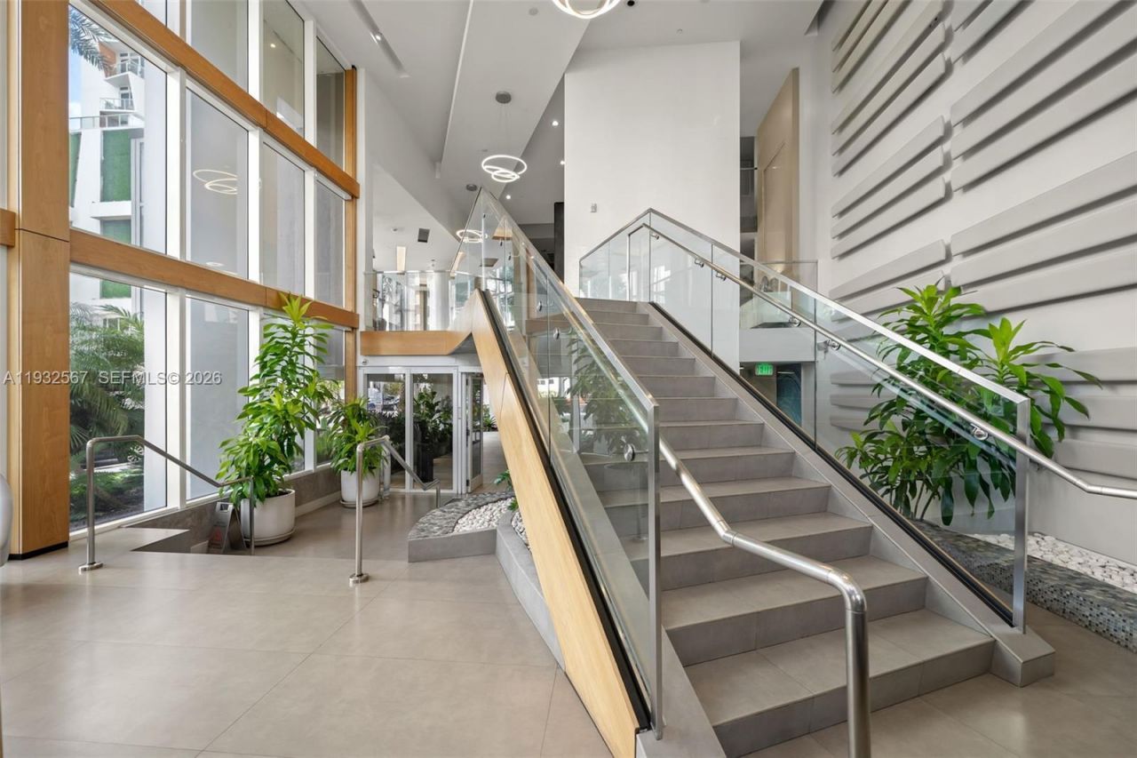 600 NE 27th St, Unit 2401, Miami, FL 33137 Photo