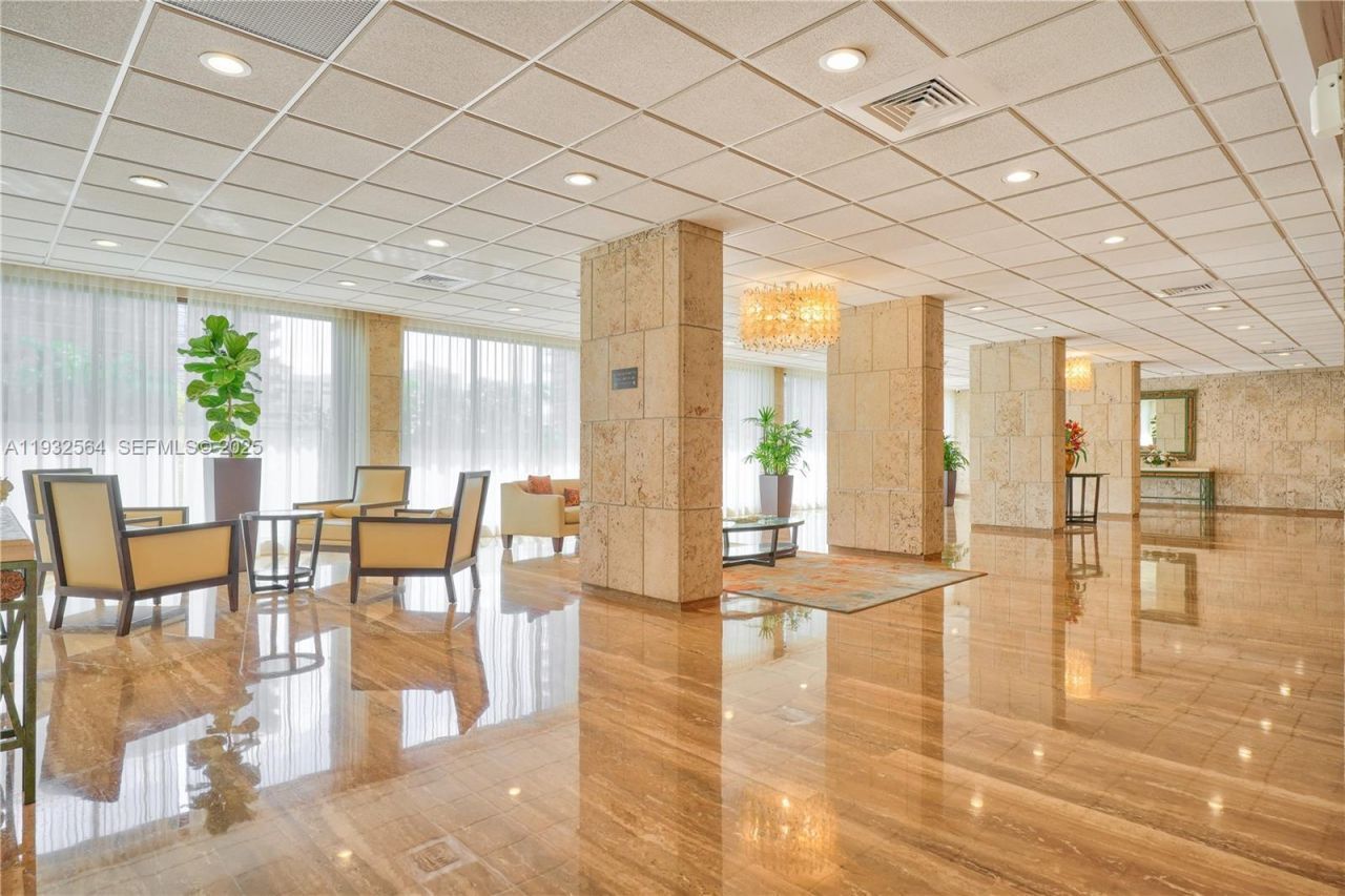 1985 S Ocean Dr , Unit 17F, Hallandale Beach, FL 33009 Photo