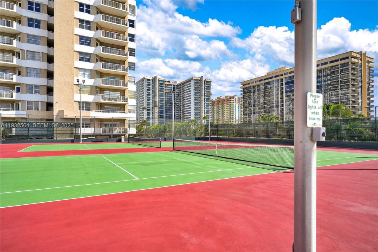 1985 S Ocean Dr , Unit 17F, Hallandale Beach, FL 33009 Photo