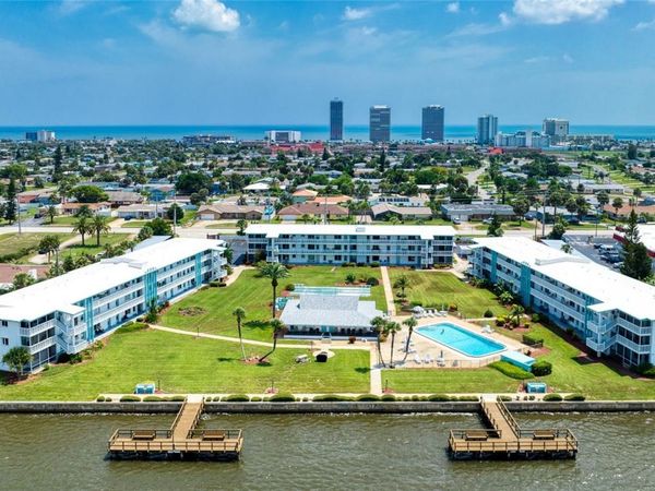 3013 N HALIFAX AVENUE, Unit B3, DAYTONA BEACH, FL 32118