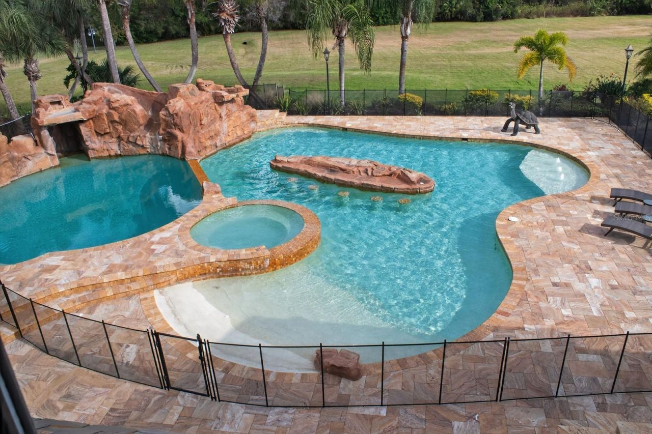 10641 Broadland Pass, Thonotosassa, FL 33592 Photo