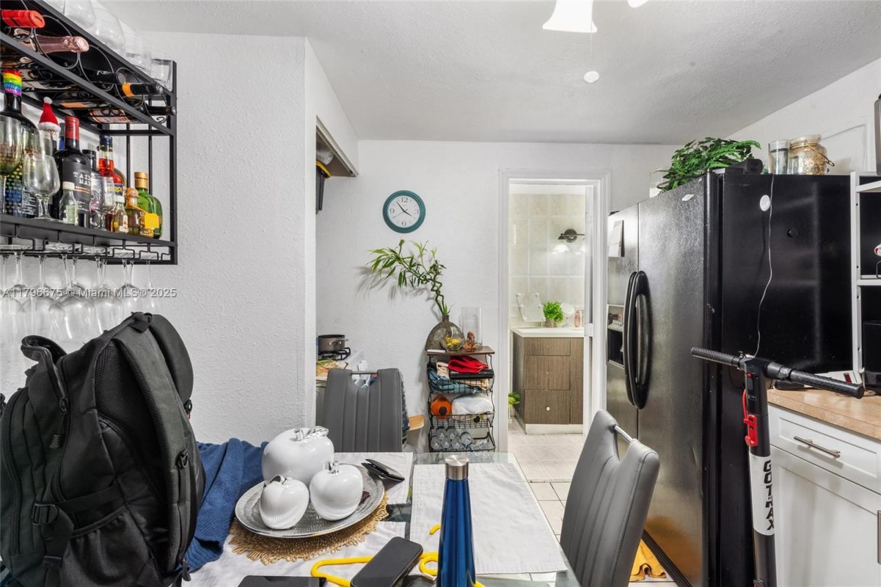 621 E 8th St, Hialeah, FL 33010 Photo