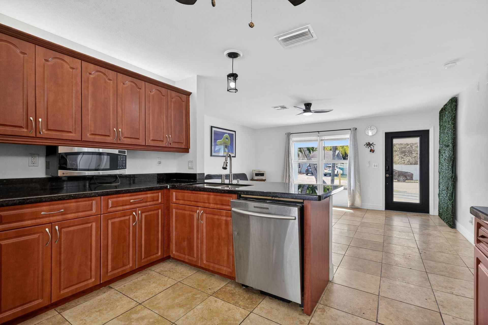 4540 SW 28th Terrace, Dania Beach, FL 33312 Photo