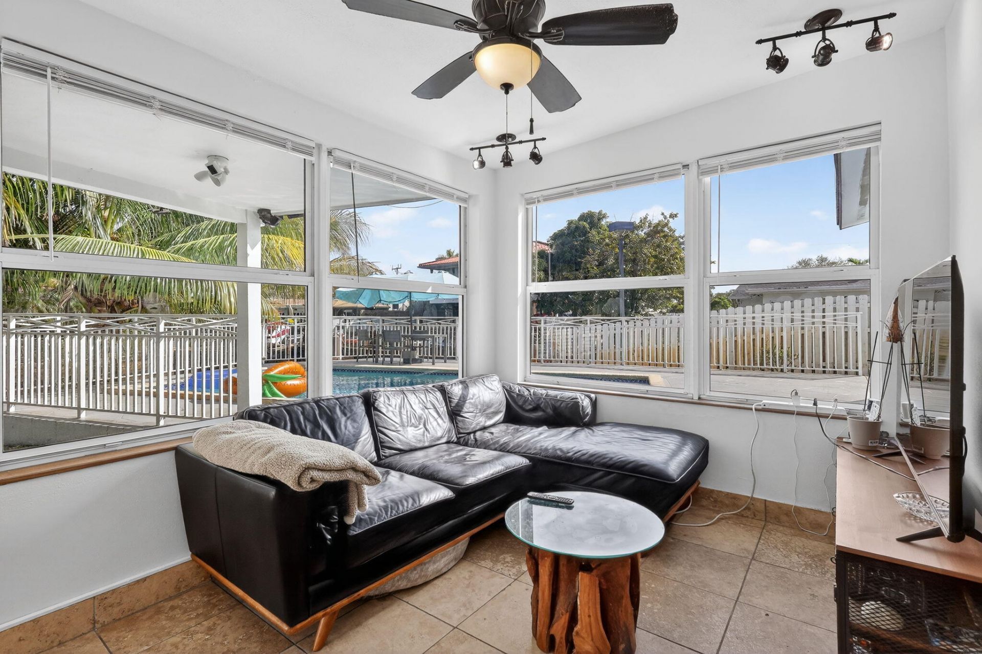 4540 SW 28th Terrace, Dania Beach, FL 33312 Photo