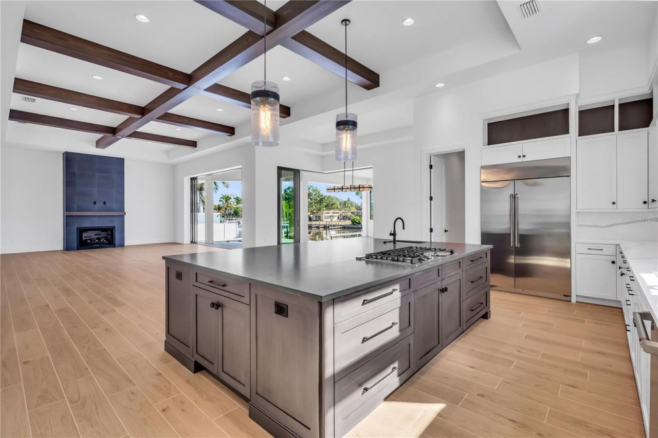 7125 Westmoreland Drive, Sarasota, FL 34243 Photo