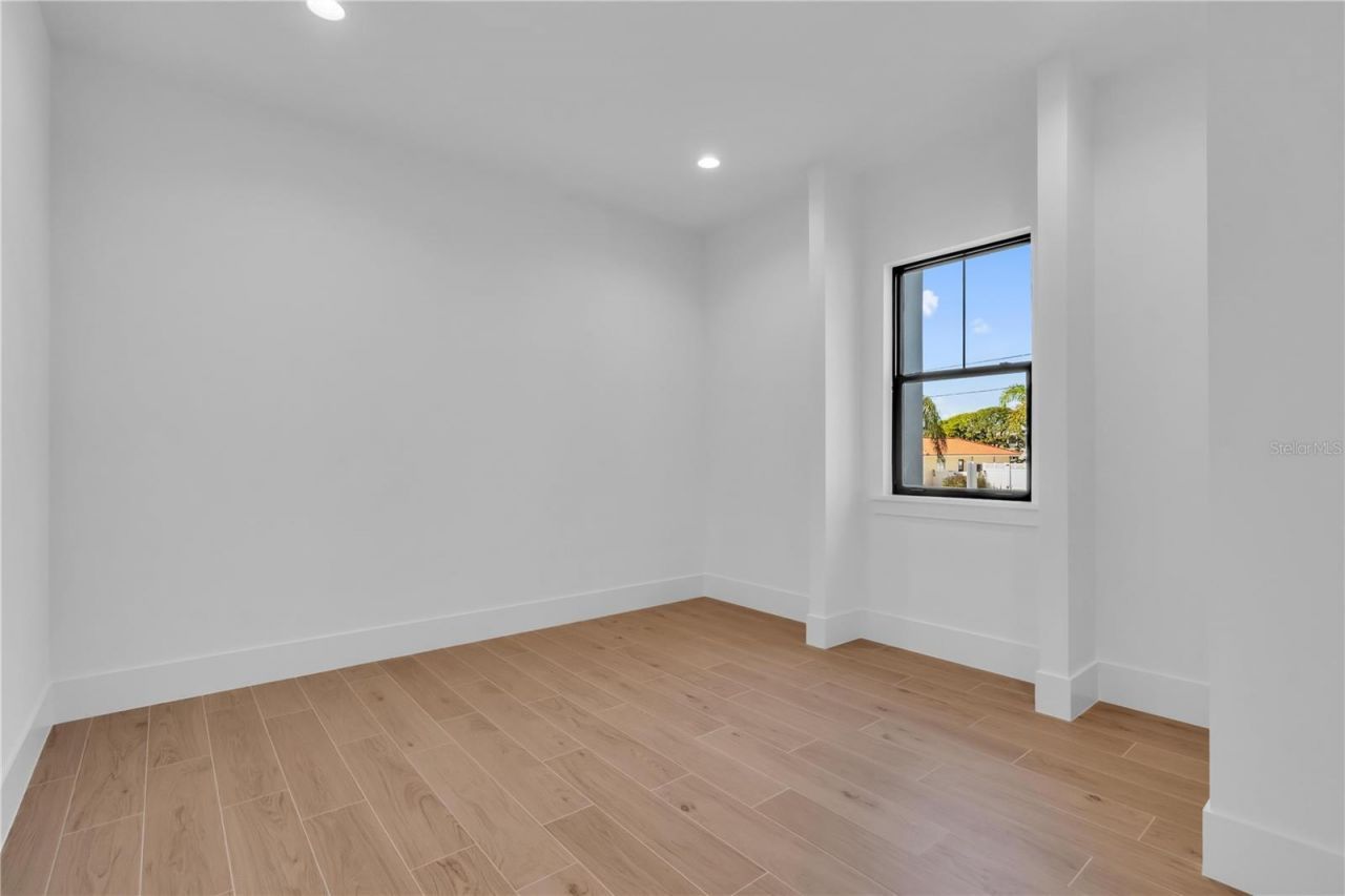 7125 Westmoreland Drive, Sarasota, FL 34243 Photo