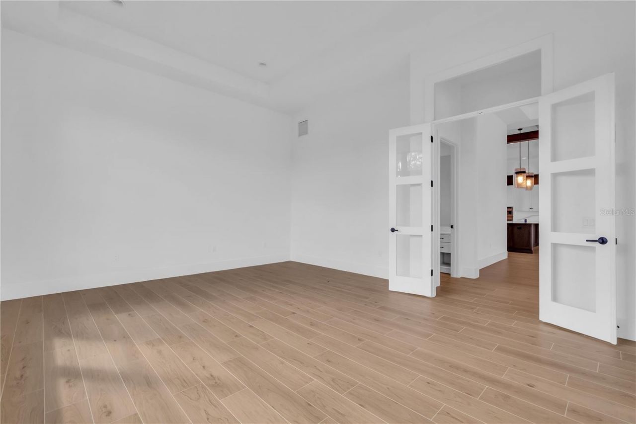 7125 Westmoreland Drive, Sarasota, FL 34243 Photo