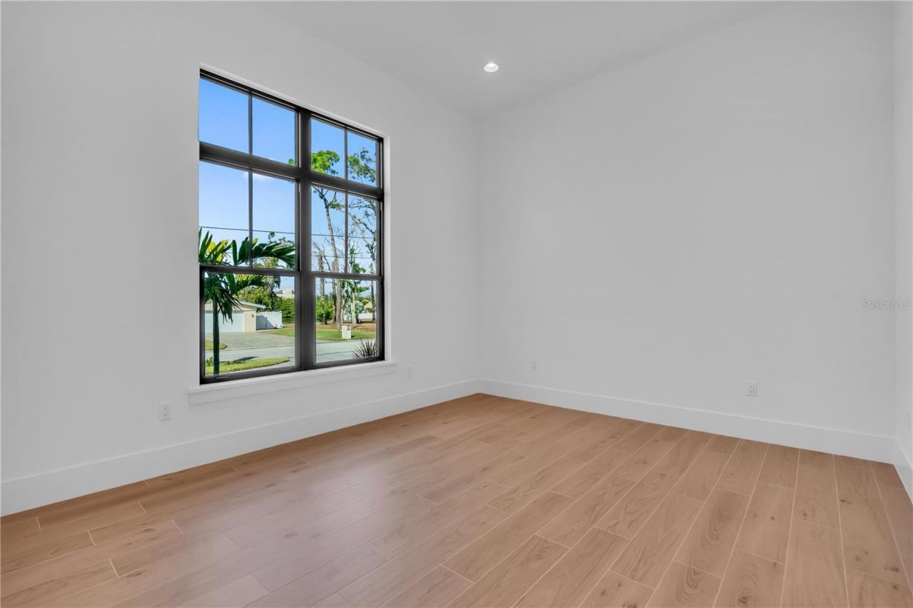 7125 Westmoreland Drive, Sarasota, FL 34243 Photo