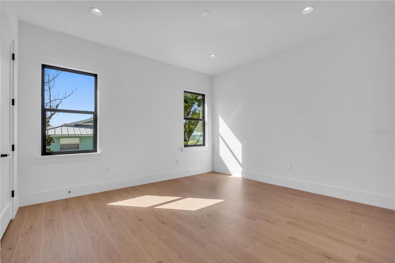 7125 Westmoreland Drive, Sarasota, FL 34243 Photo