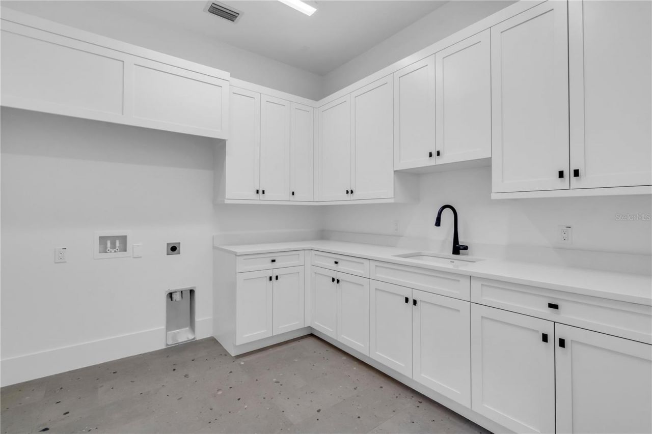 7125 Westmoreland Drive, Sarasota, FL 34243 Photo