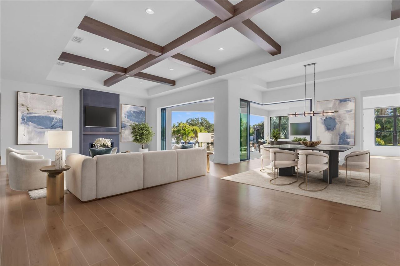 7125 Westmoreland Drive, Sarasota, FL 34243 Photo