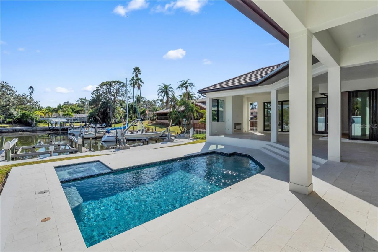 7125 Westmoreland Drive, Sarasota, FL 34243 Photo