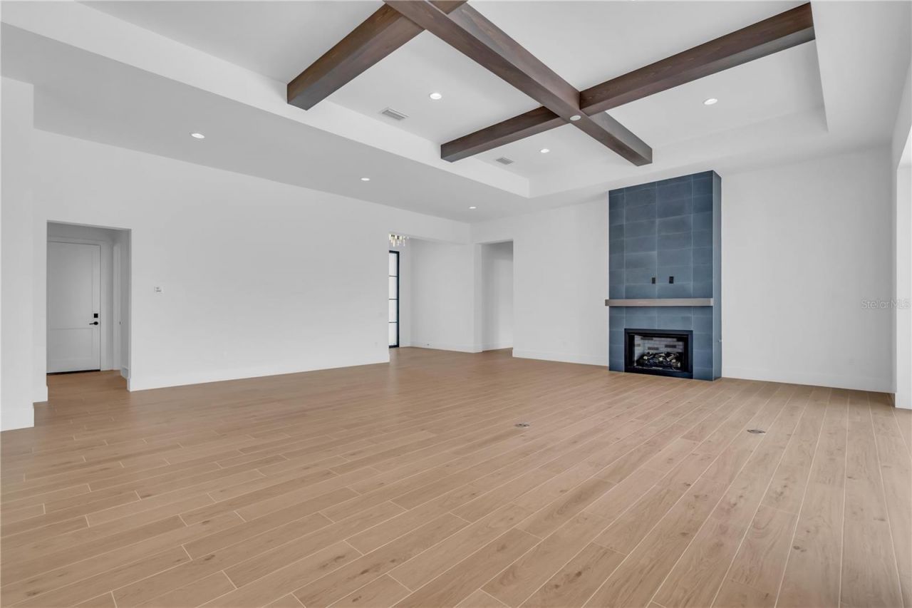 7125 Westmoreland Drive, Sarasota, FL 34243 Photo