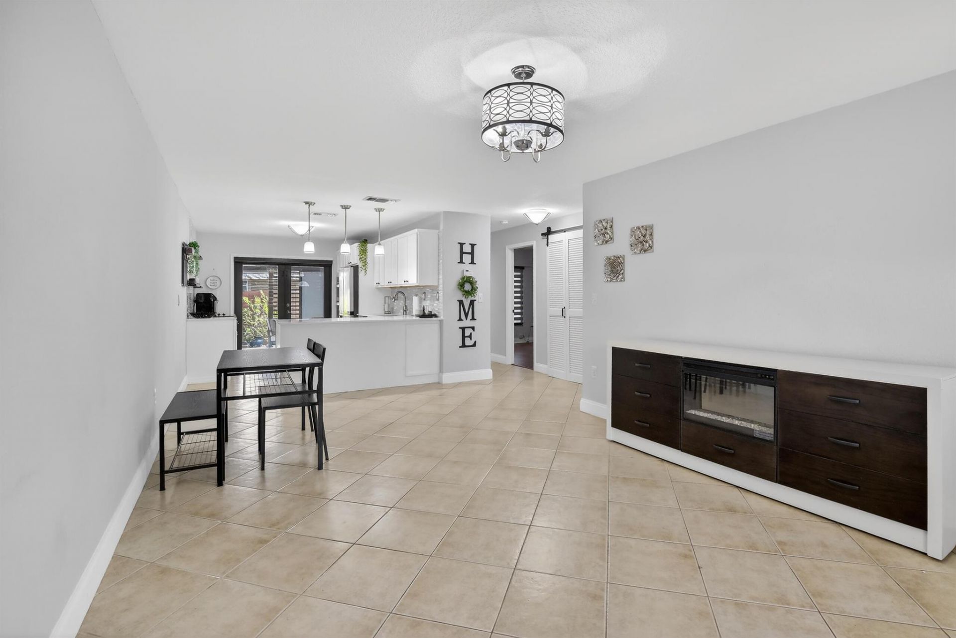 10330 Fig Court, Pembroke Pines, FL 33026 Photo