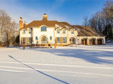 20 Windham Hill, Mendon, NY 14506