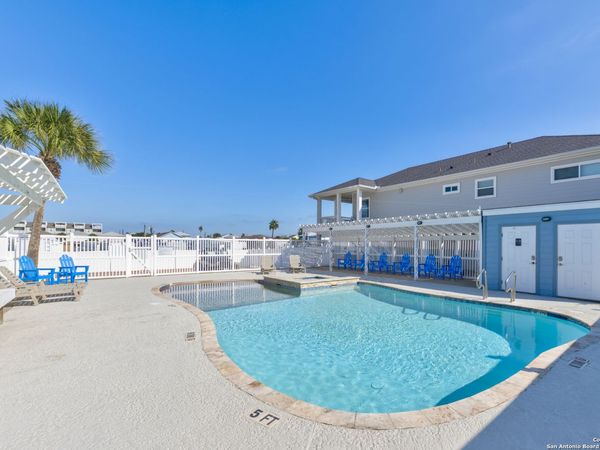 1901 S Station St #121, Unit 121, Port Aransas, TX 78373
