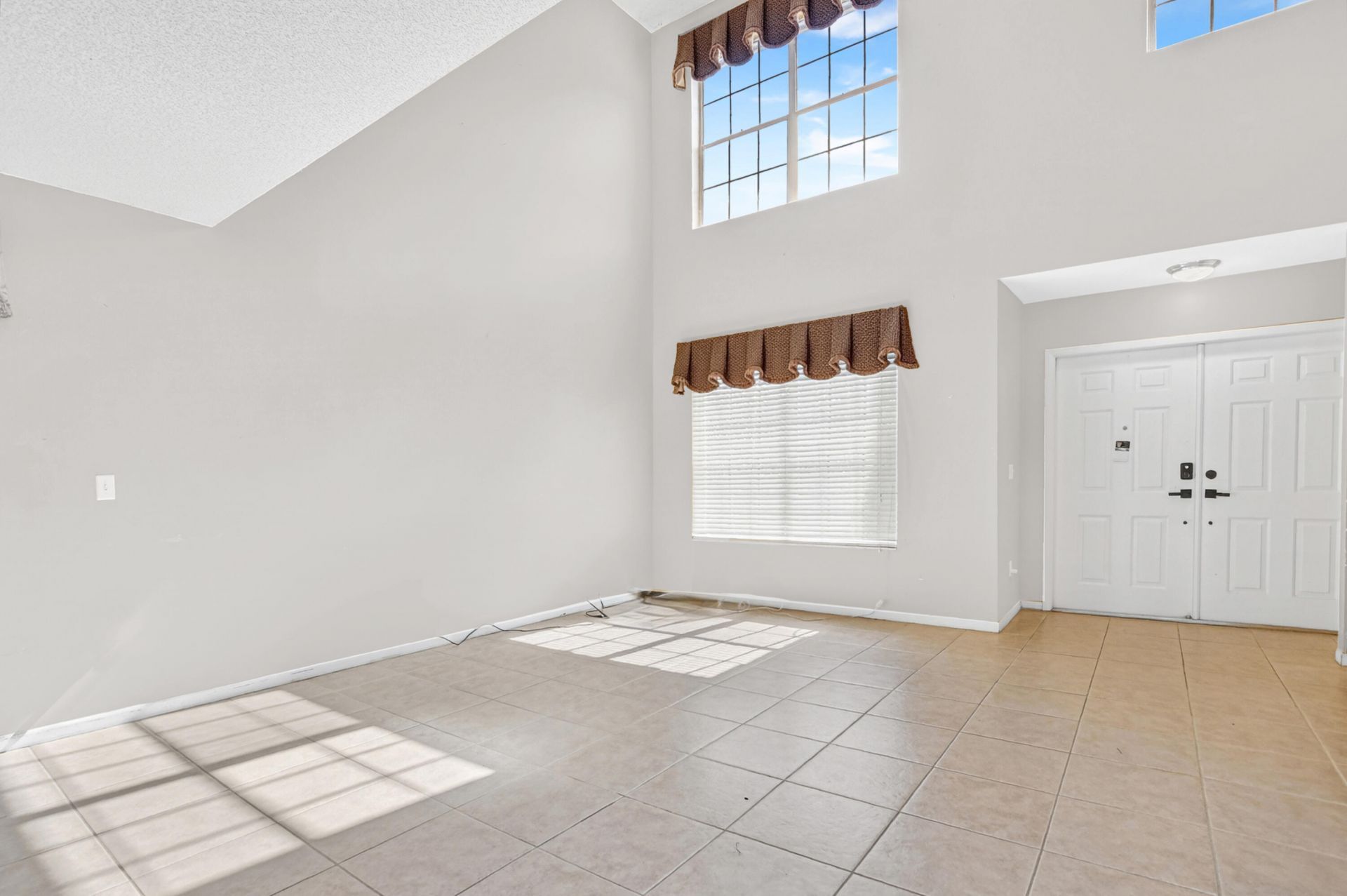 4045 NW 1st Street, Delray Beach, FL 33445 Photo