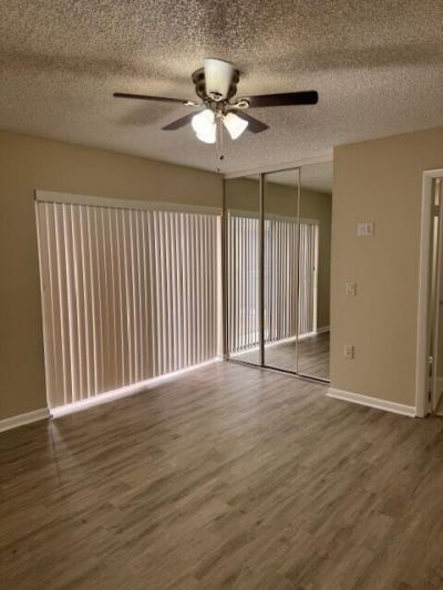 3310 33 Way, West Palm Beach, FL 33407 Photo