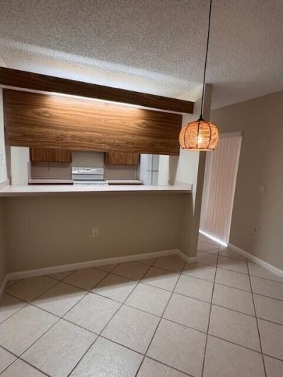 3310 33 Way, West Palm Beach, FL 33407 Photo