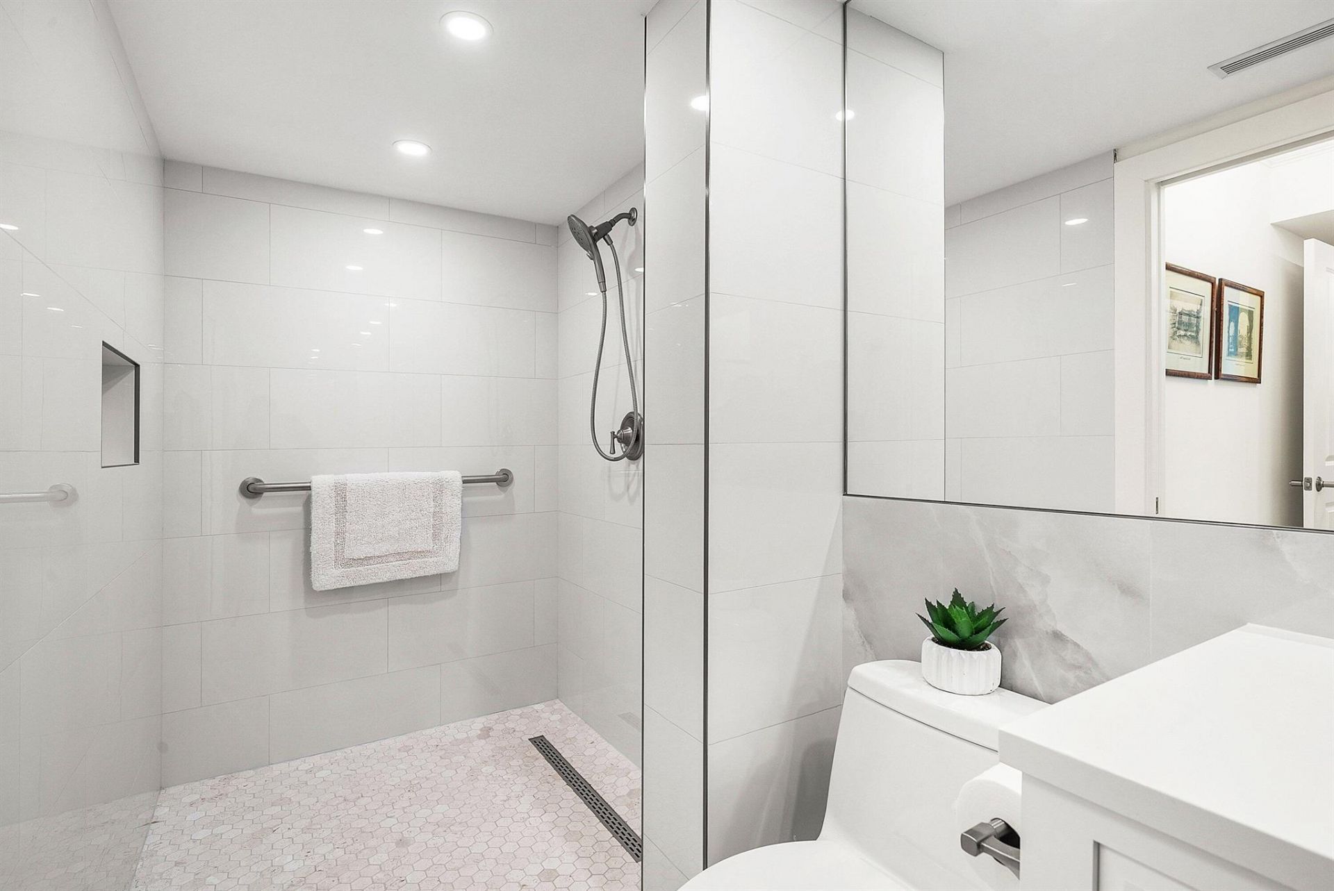 2170 Ibis Isle Road, Unit 2, Palm Beach, FL 33480 Photo