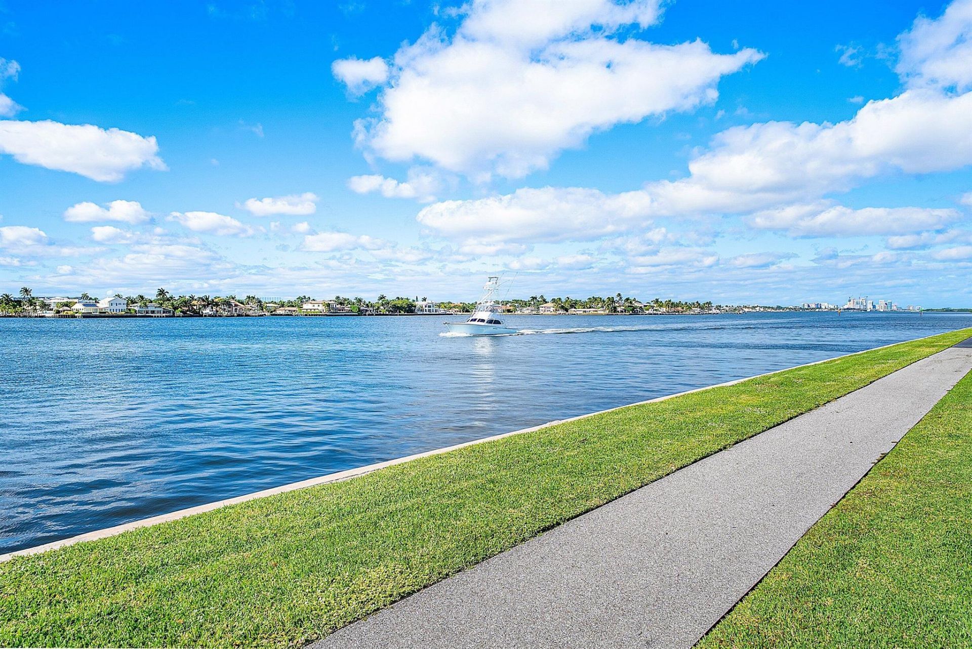 2170 Ibis Isle Road, Unit 2, Palm Beach, FL 33480 Photo