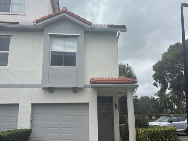 2026 Alta Meadows Lane, Unit 909, Delray Beach, FL 33444