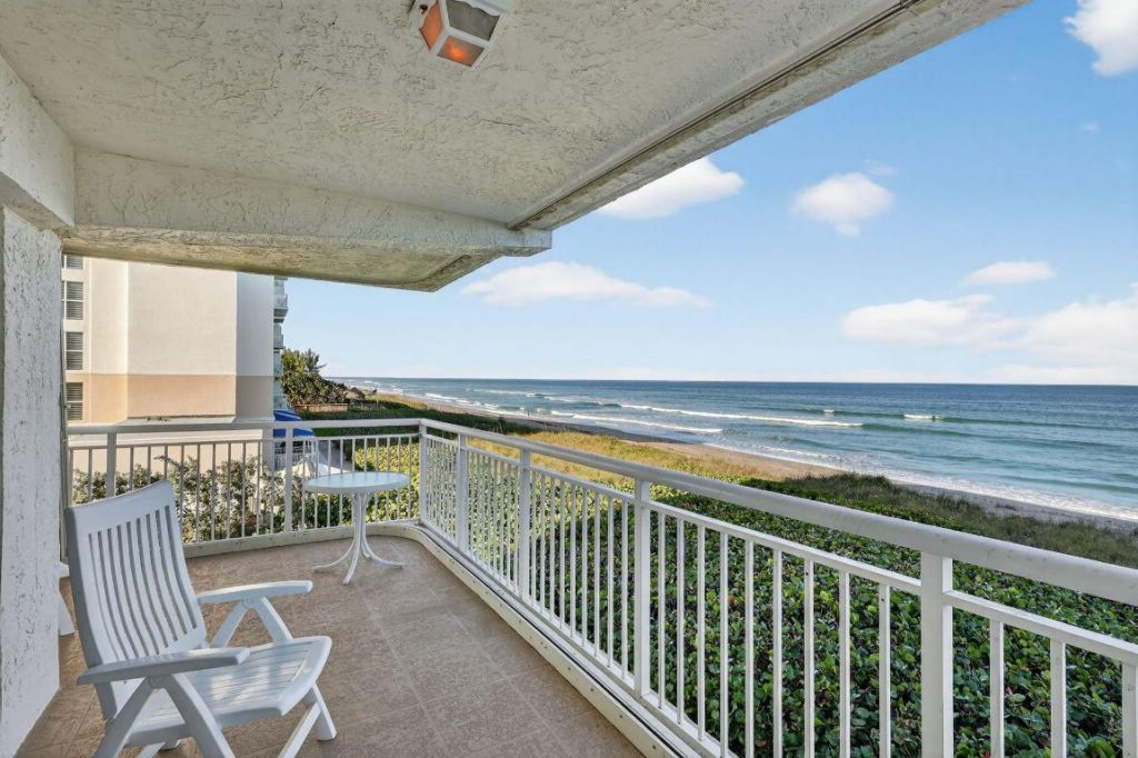 10980 S Ocean Drive, Unit 311, Jensen Beach, FL 34957 Photo
