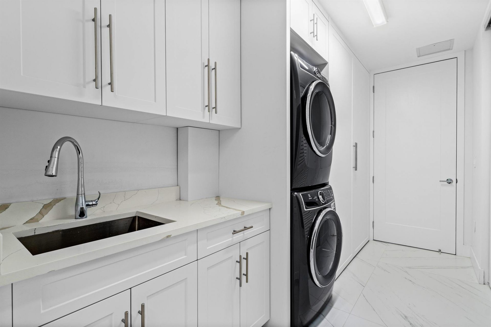 495 E Royal Palm Road, Unit 402, Boca Raton, FL 33432 Photo