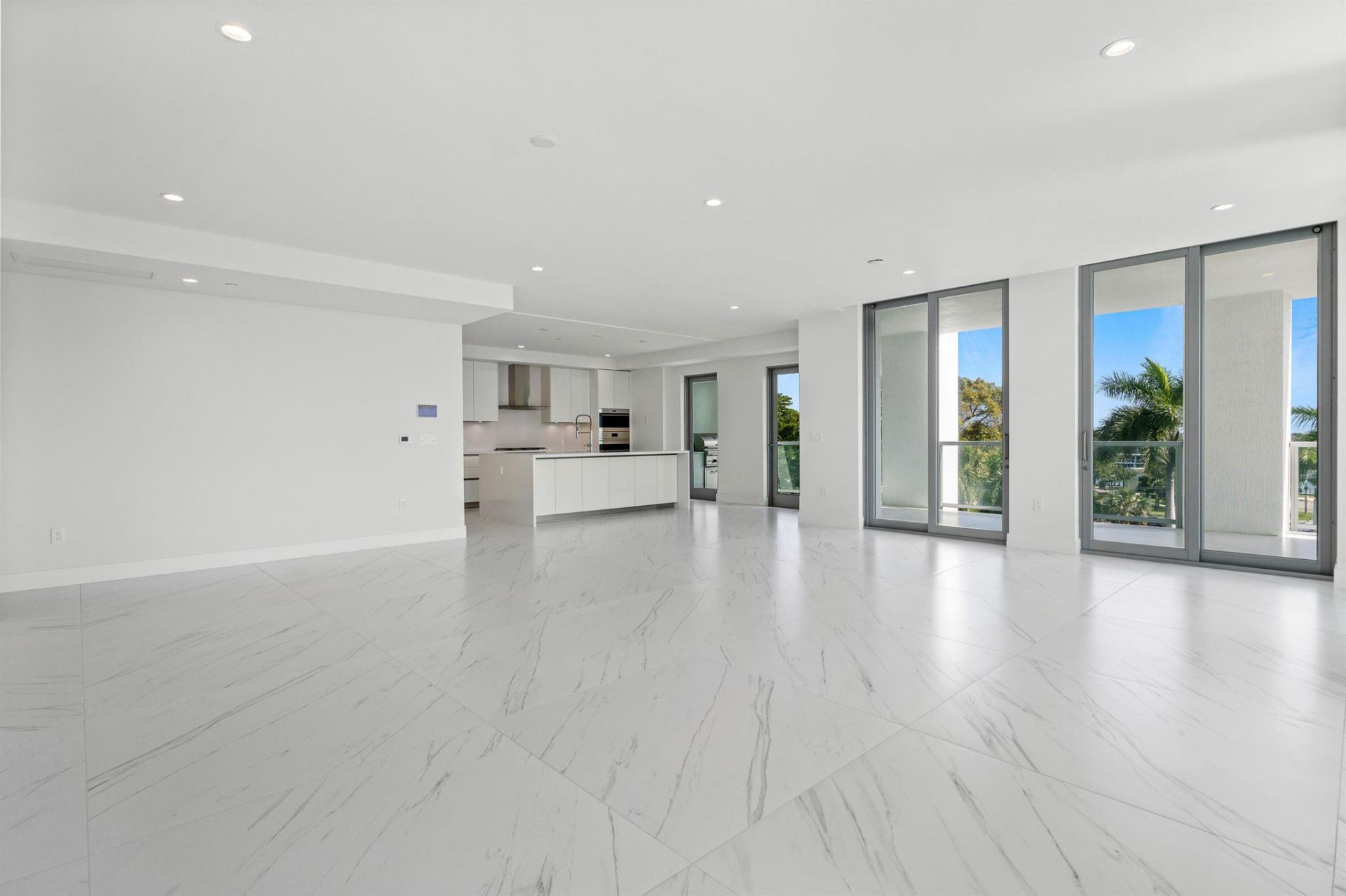 495 E Royal Palm Road, Unit 402, Boca Raton, FL 33432 Photo