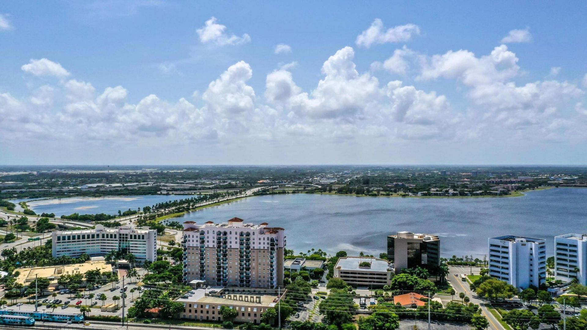 720 S Sapodilla Avenue, Unit 301, West Palm Beach, FL 33401 Photo