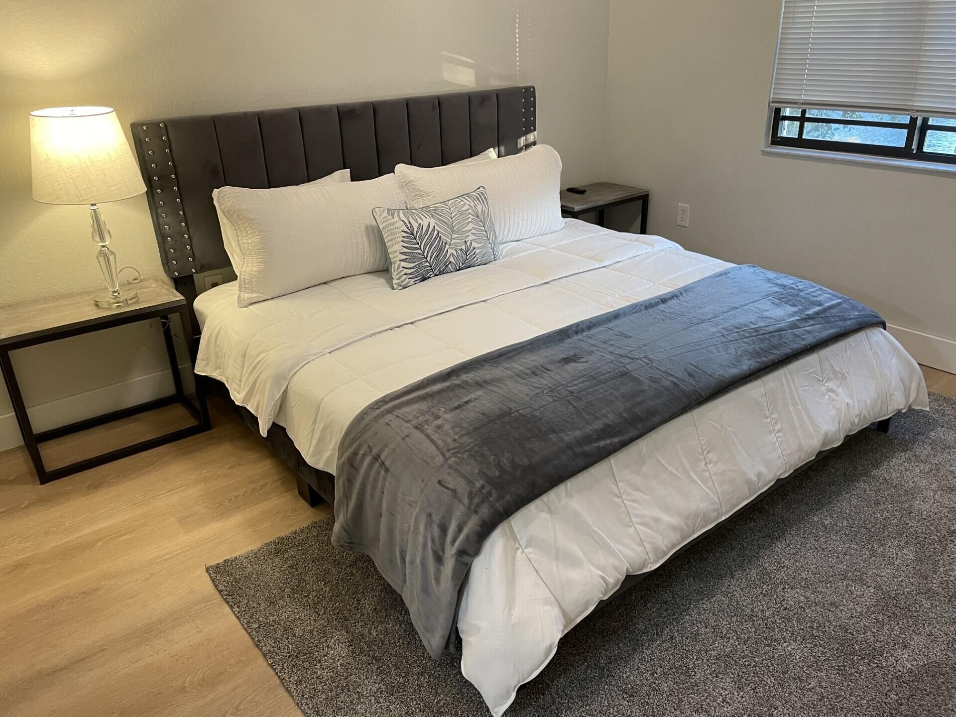 3021 Alcazar Place, Unit 202, Palm Beach Gardens, FL 33410 Photo