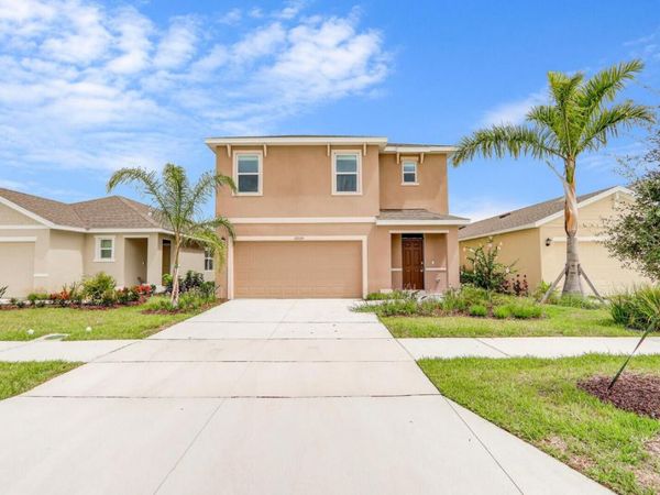 12335 SW Nettuno Way, Port St. Lucie, FL 34987