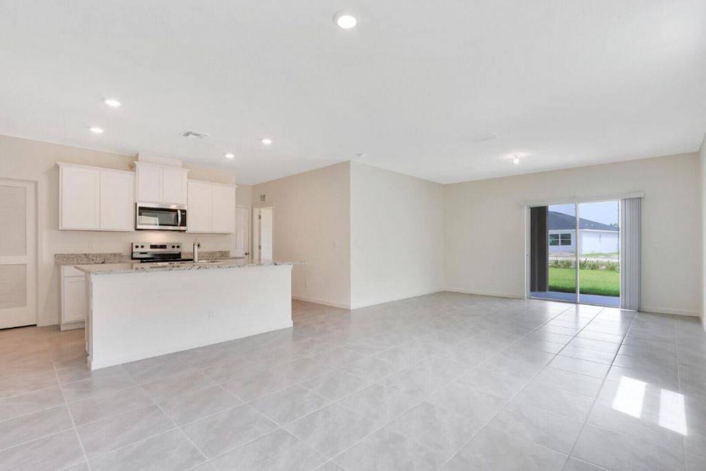 12335 SW Nettuno Way, Port Saint Lucie, FL 34987 Photo