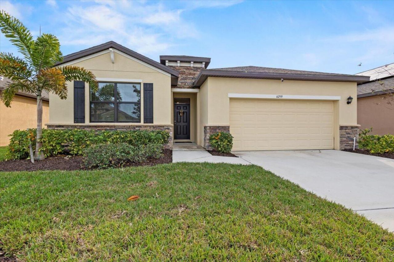 6259 NW Regent Street, Port Saint Lucie, FL 34983 Photo