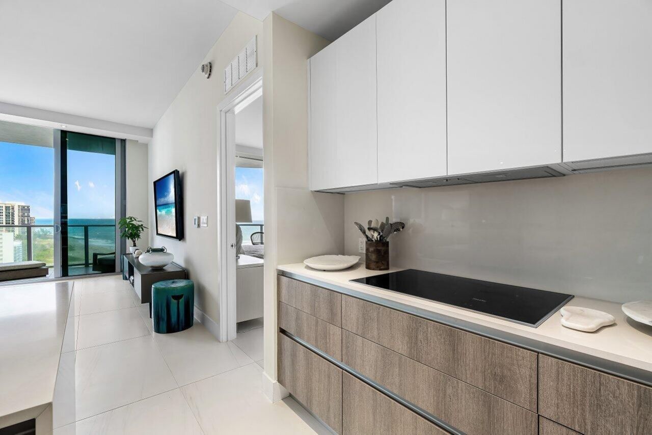 3100 N Ocean Drive, Unit H1602, Singer Island, FL 33404 Photo