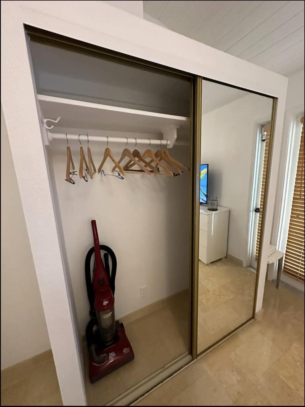 2524 Gulfstream Lane, Fort Lauderdale, FL 33312 Photo